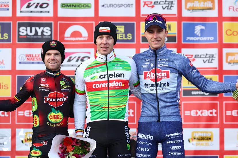 Belgian Eli Iserbyt, Belgian Laurens Sweeck and Belgian Niels Vandeputte pictured on the podium after the men's elite race of the 'Parkcross' cyclocross cycling event, race 6/7 in the 'Exact Cross' competition,  in Maldegem. BELGA PHOTO DAVID PINTENS