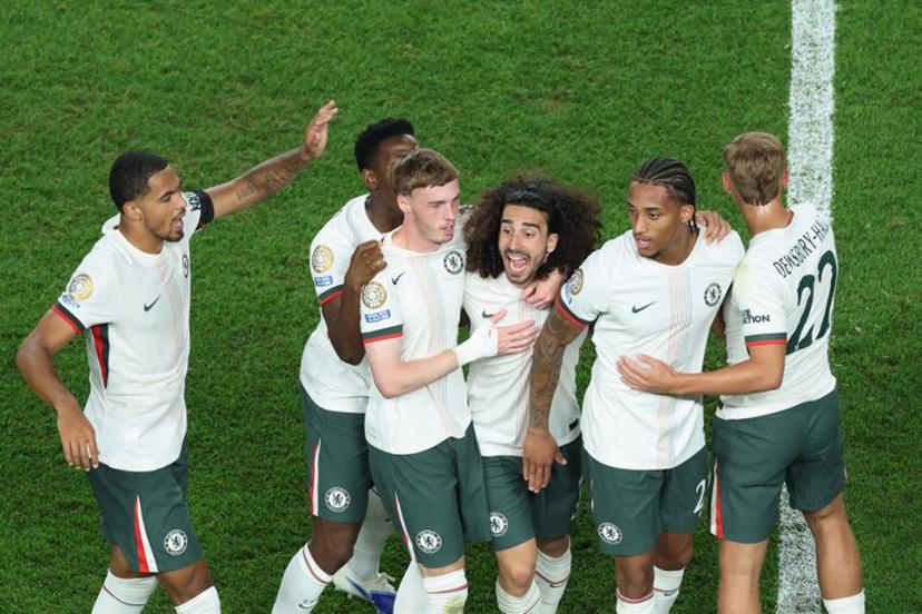 Chelsea's players react after winning the FIFA Club World Cup 2025 quarterfinal football match between Brazil's Palmeiras and England's Chelsea at the Lincoln Financial Field Stadium in Philadelphia on July 4, 2025.  CHARLY TRIBALLEAU / AFP