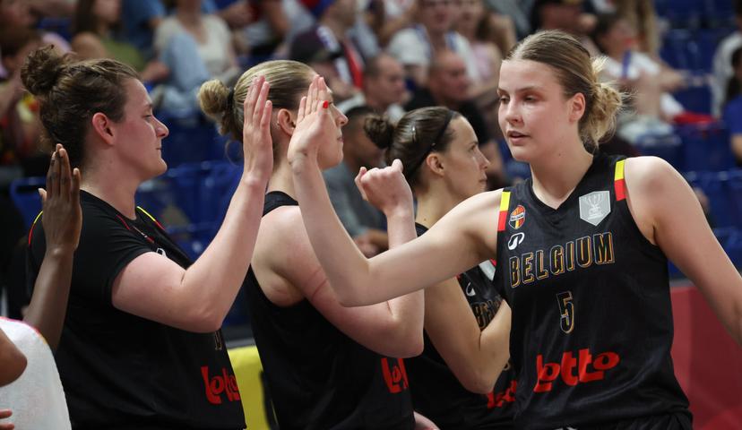 Belgium's Kyara Linskens and Belgium's Nastja Claessens celebrate during the second game in the group stage (group C) between Montenegro and Belgian national women team 'the Belgian Cats', in Brno, Czech Republlic, on Friday 20 June 2025, at the FIBA Women's EuroBasket 2025. BELGA PHOTO VIRGINIE LEFOUR