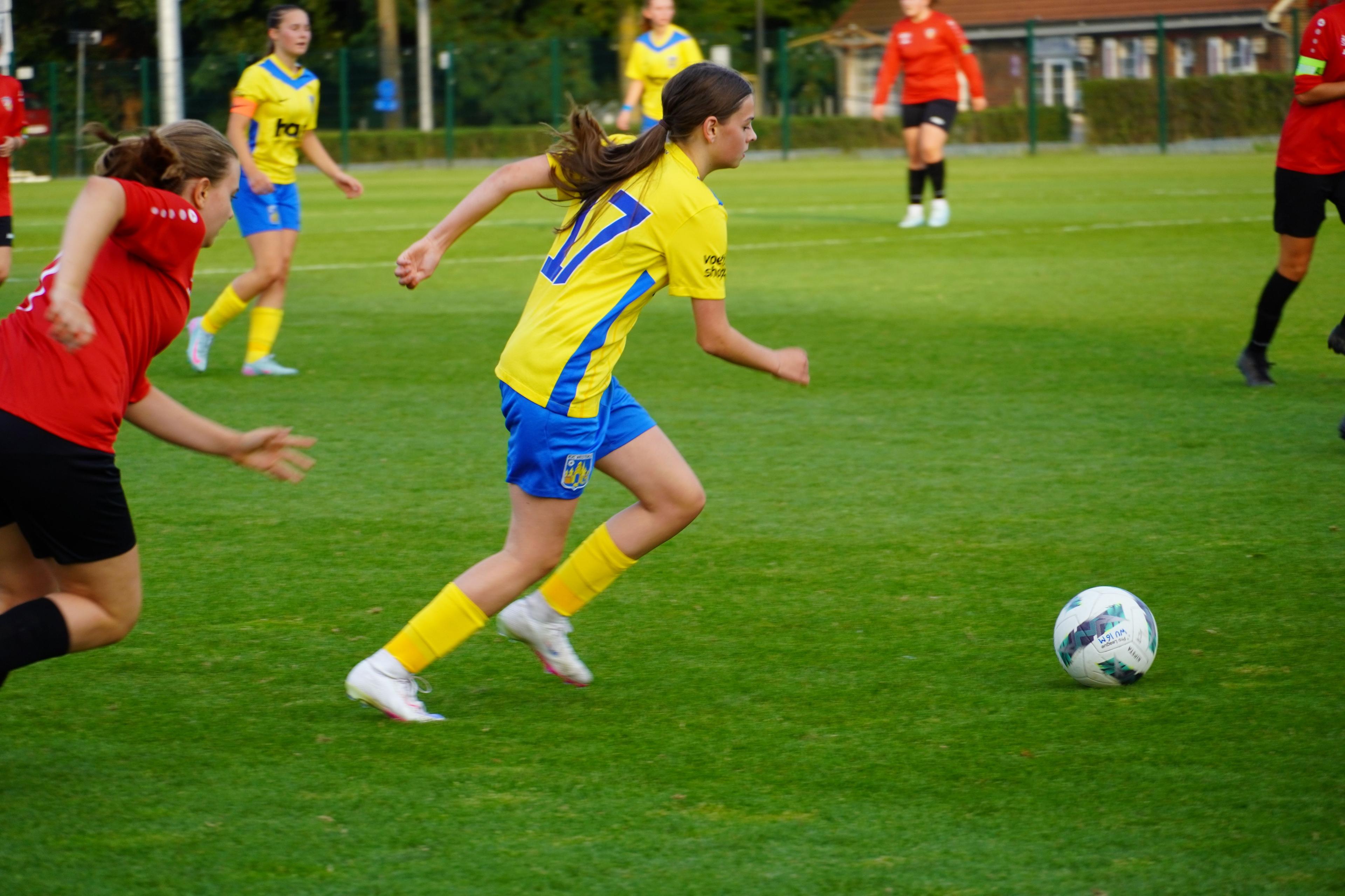 KVC Westerlo vs Lyra Lierse U16 Meisjes