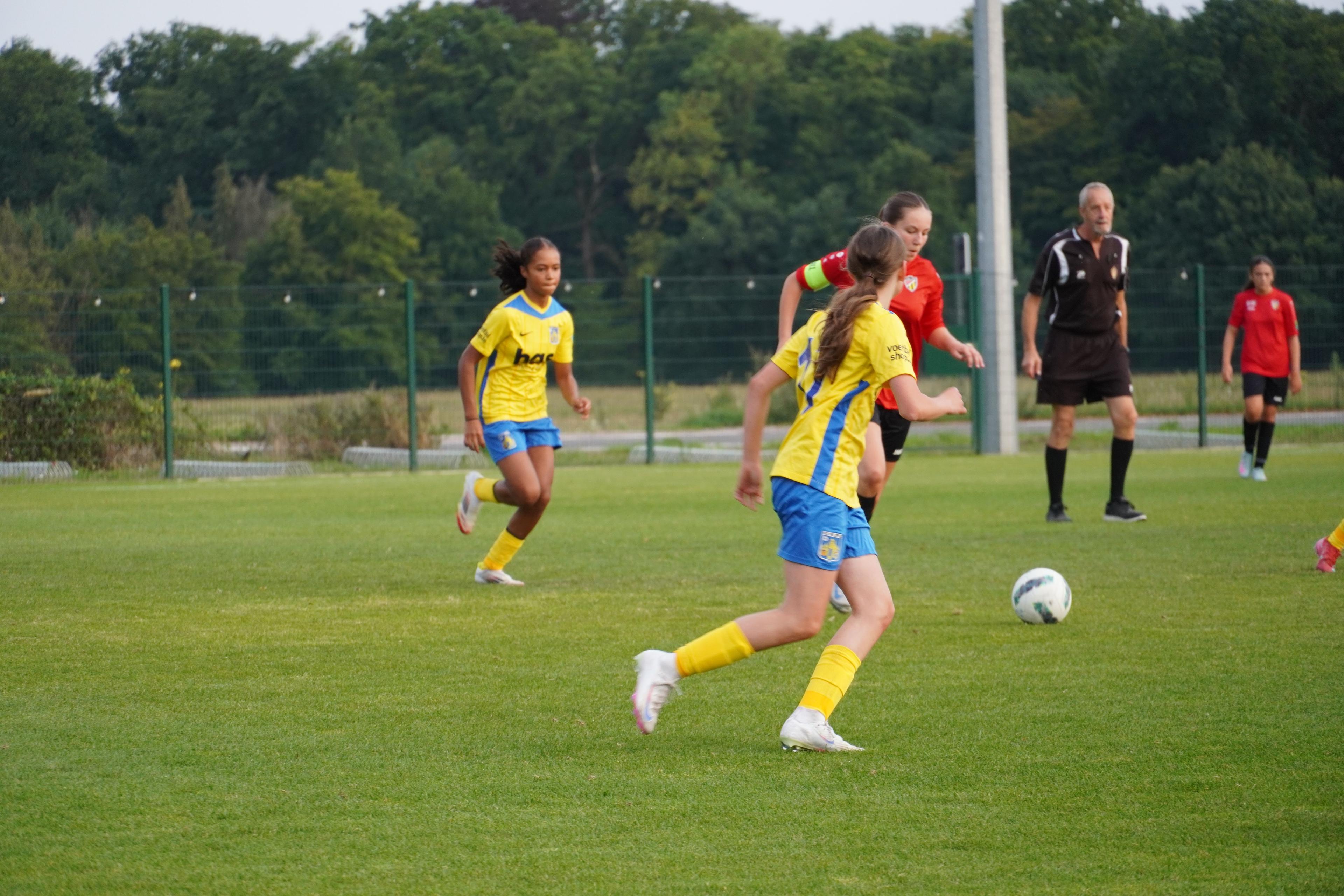 KVC Westerlo vs Lyra Lierse U16 Meisjes