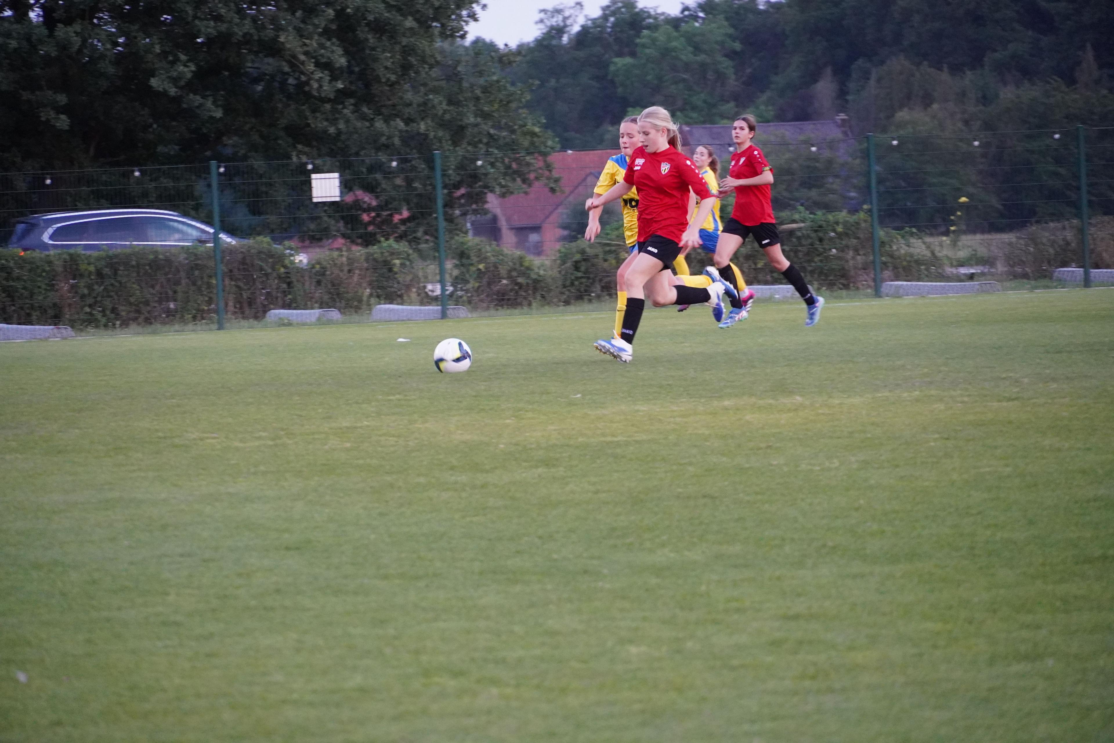 KVC Westerlo vs Lyra Lierse U16 Meisjes