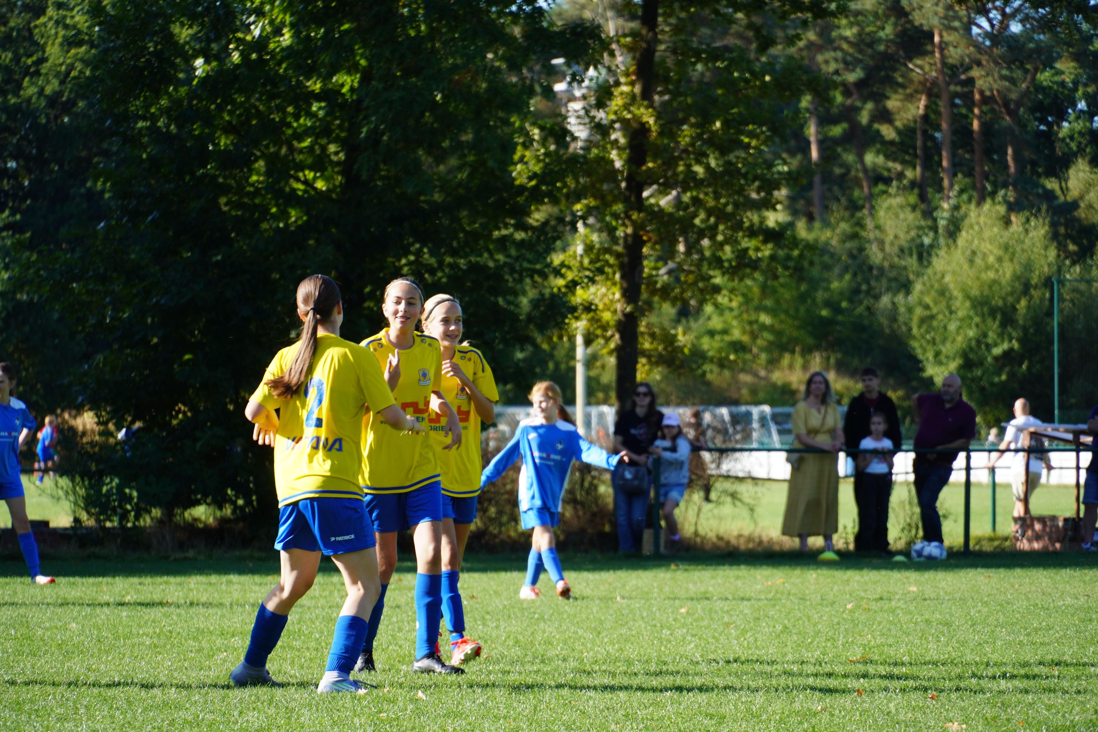 Moldavo VC vs SK Kadijk U16 meisjes