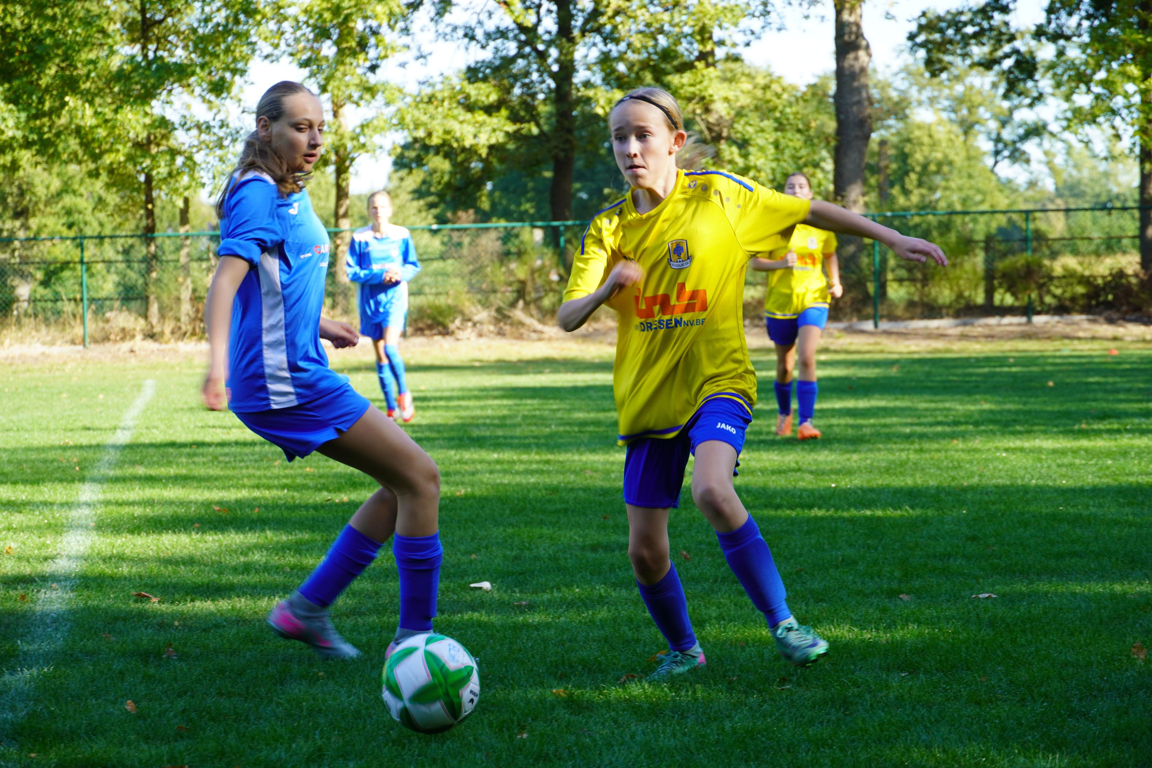 Moldavo VC vs SK Kadijk U16 meisjes