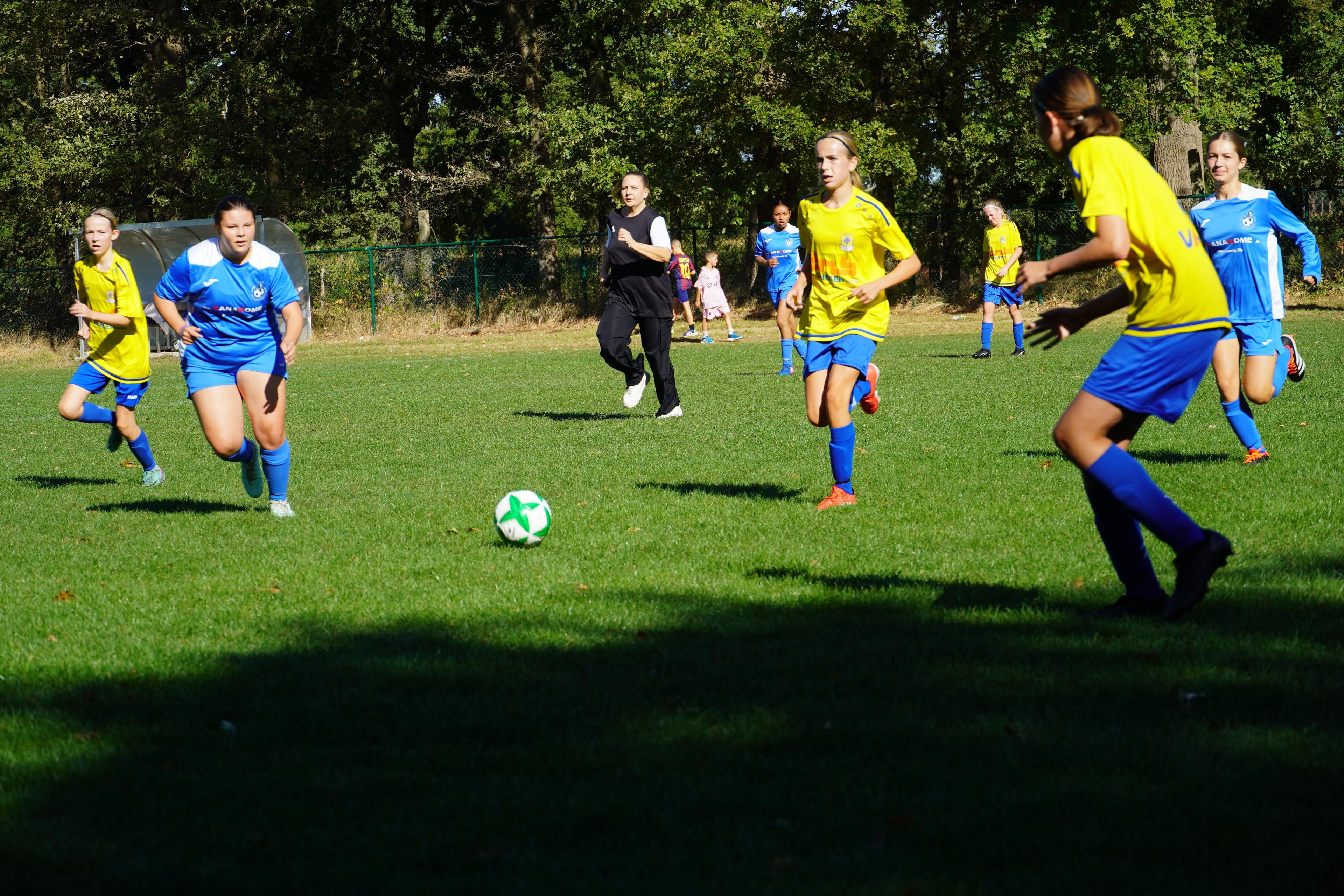 Moldavo VC vs SK Kadijk U16 meisjes