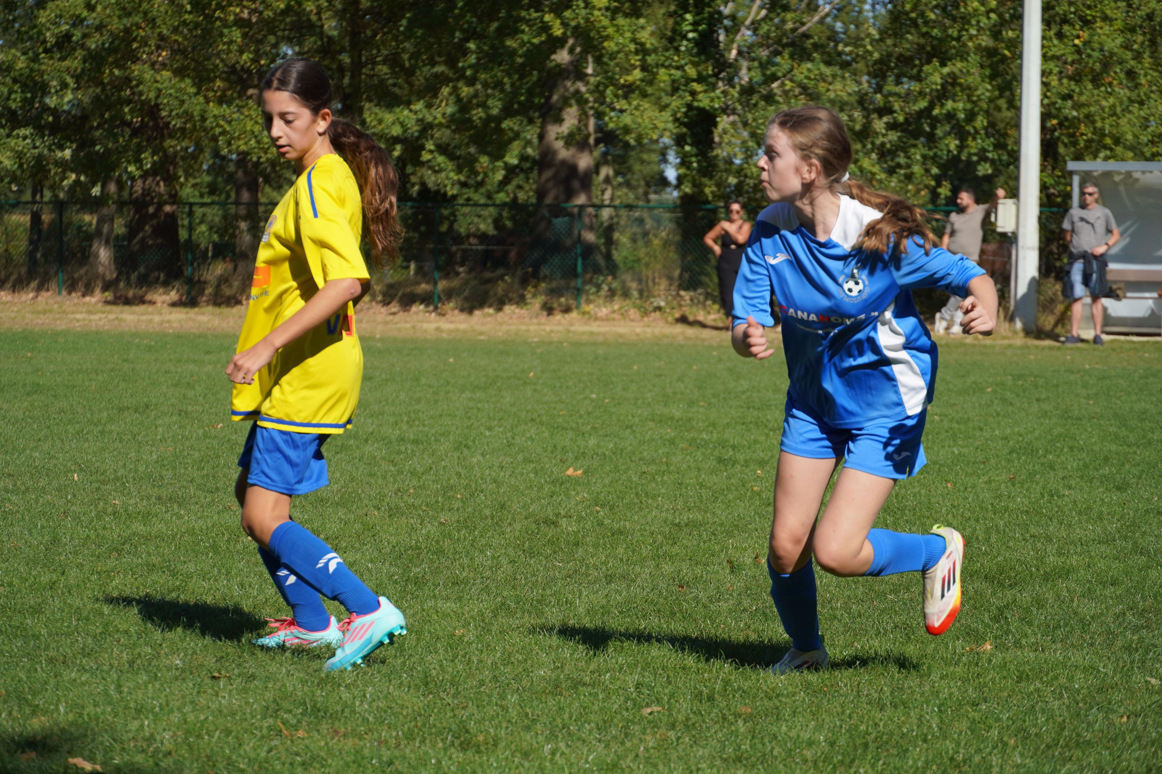 Moldavo VC vs SK Kadijk U16 meisjes