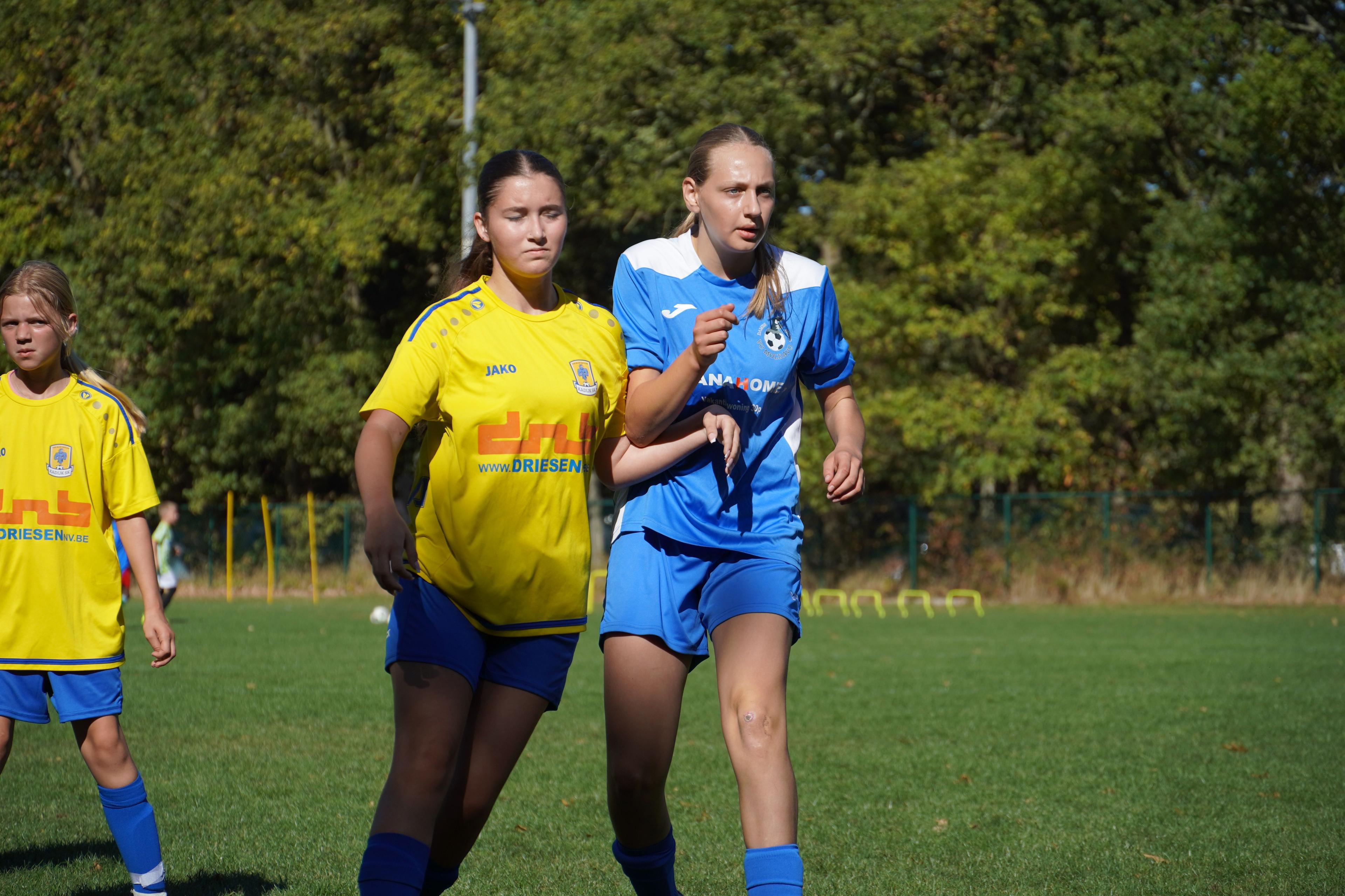 Moldavo VC vs SK Kadijk U16 meisjes