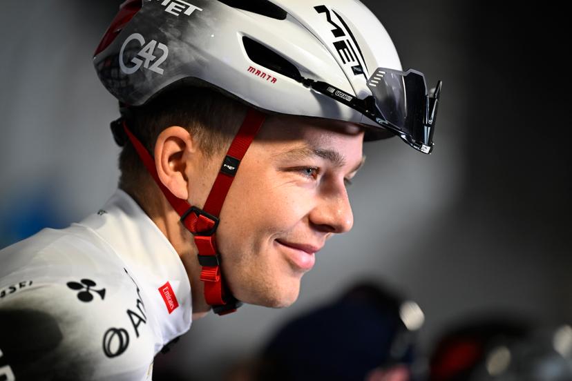 Belgian Florian Vermeersch of UAE Team Emirates pictured at the start of the 80th edition of the men's one-day cycling race Omloop Het Nieuwsblad (UCI World Tour), 197 km from Gent to Ninove, Saturday 01 March 2025. BELGA PHOTO JASPER JACOBS