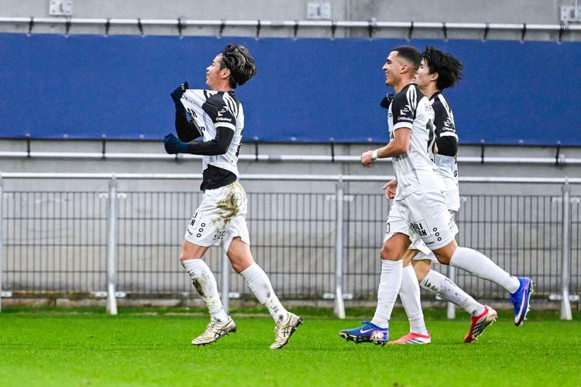 STVV's Ryotaro Ito celebrates after scoring during a soccer match between FCV Dender EH and Sint-Truidense VV, Saturday 21 February 2026 in Denderleeuw, on day 26 of the 2025-2026 'Jupiler Pro League' first division of the Belgian championship. BELGA PHOTO TOM GOYVAERTS