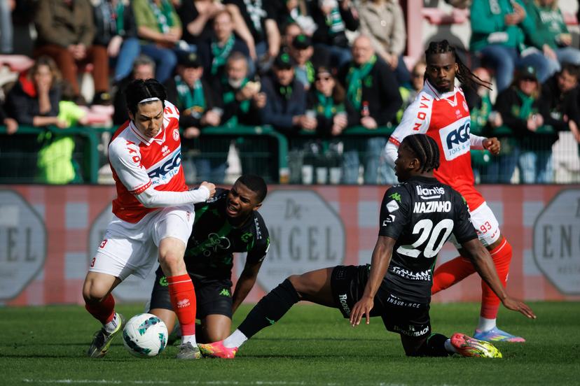 Kortrijk's Ryotaro Tsunoda and Cercle's Flavio Nazinho fight for the ball during a soccer match between KV Kortrijk and Cercle Brugge, Sunday 30 March 2025 in Kortrijk, on day 1 (out of 6) of the Relegation Play-offs of the 2024-2025 'Jupiler Pro League' first division of the Belgian championship. BELGA PHOTO KURT DESPLENTER