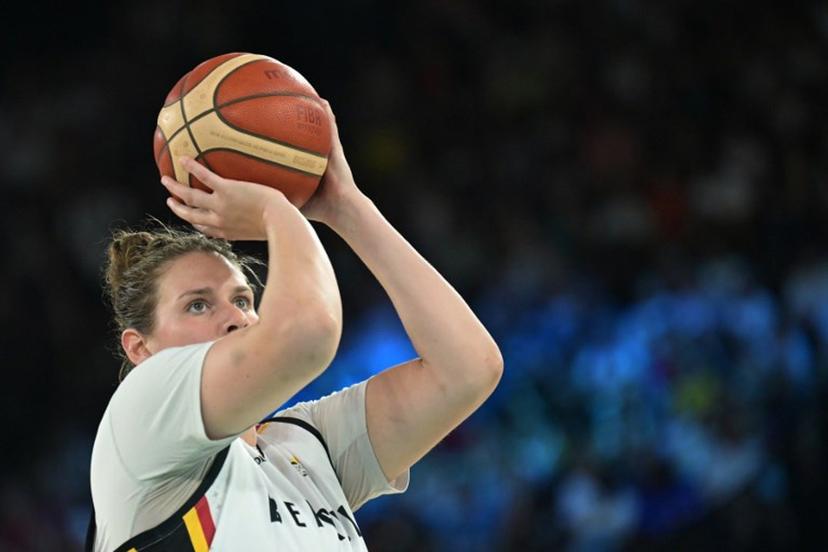 Belgium's #13 Kyara Linskens takes a free throw in the women's Bronze Medal basketball match between Belgium and Australia during the Paris 2024 Olympic Games at the Bercy  Arena in Paris on August 11, 2024.  Damien MEYER / AFP