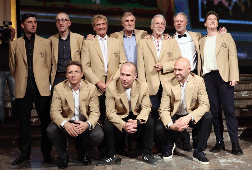 Luc Nilis, Franky van der Elst, Jean-Marie Pfaff, Jan Ceulemans, Eric Gerets, Michel Preud'homme, Belgium's Aline Zeler, Wesley Sonck, Par Zetterberg and Thomas Buffel pose for the photographer at Pro League Hall of Fame evening ceremony, Monday 04 November 2024 in Bozar museum in Brussels. The Pro League will unveil the ten legends who will be inducted into its Hall of Fame. BELGA PHOTO BRUNO FAHY