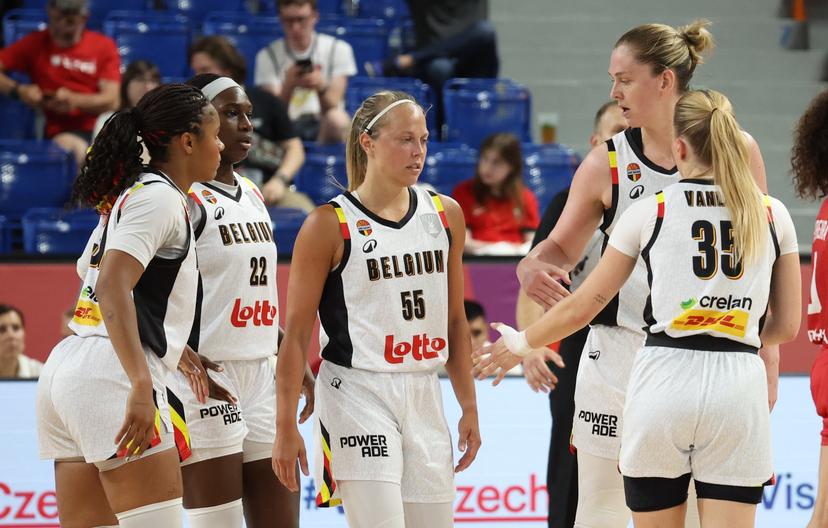 Belgium's Maxuella Lisowa Mbaka, Belgium's Bethy Mununga, Belgium's Julie Allemand, Belgium's Emma Meesseman and Belgium's Julie Vanloo pictured during a first game in the group stage (group C) between Belgian national women team 'the Belgian Cats' and Portugal, in Brno, Czech Republlic, on Thursday 19 June 2025, at the FIBA Women's EuroBasket 2025. BELGA PHOTO VIRGINIE LEFOUR