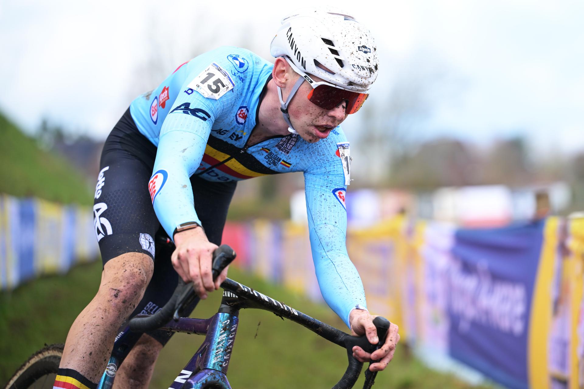 Belgian Aaron Dockx pictured in action during the U23 men race at the UCI Cyclocross World Championships, on Saturday 31 January 2026, in Hulst, The Netherlands. BELGA PHOTO DAVID PINTENS
