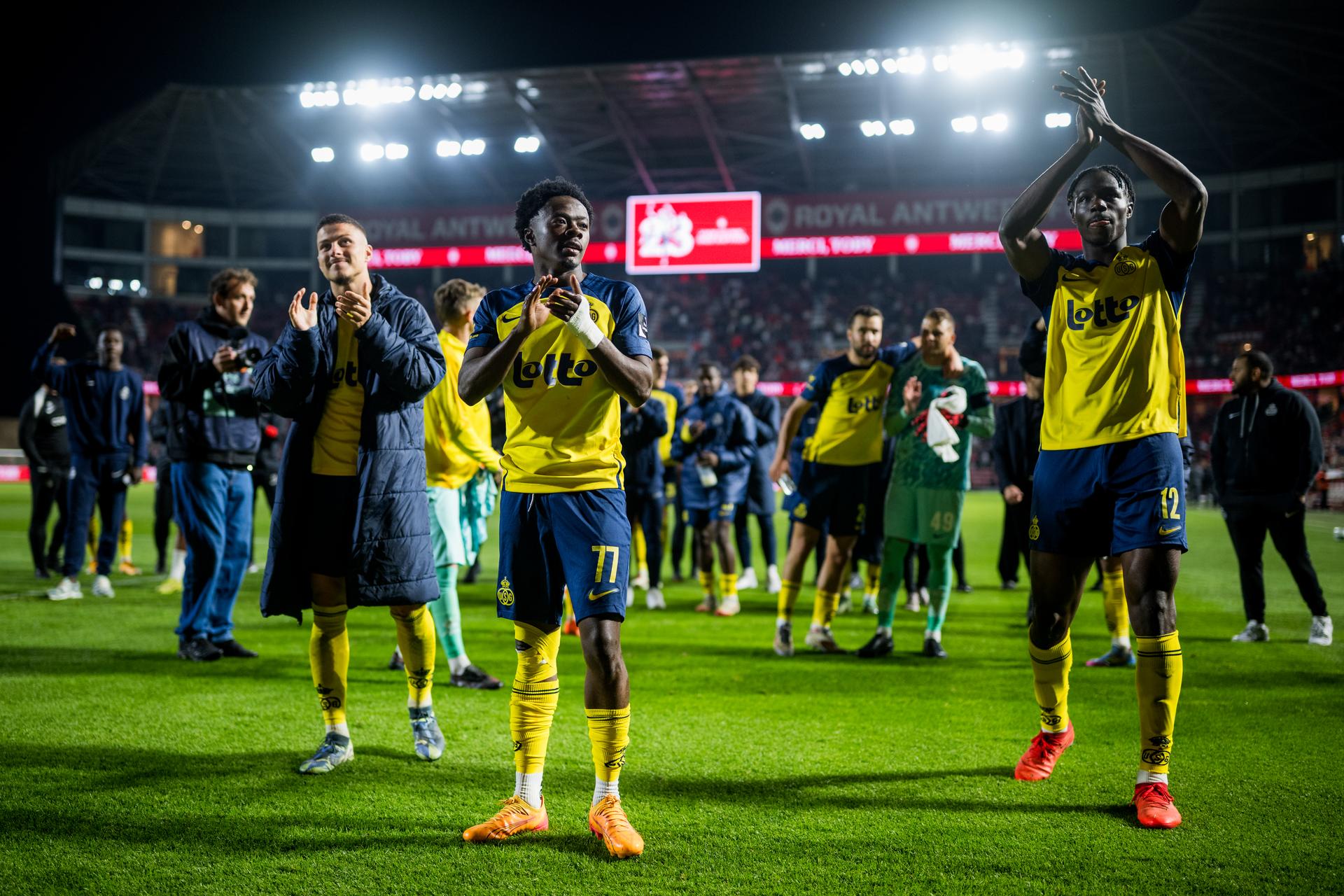 Union's players celebrate after winning a soccer match between Royal Antwerp FC and Union Saint-Gilloise, Saturday 17 May 2025 in Brussels, on day 9 (out of 10) of the Champions' Play-offs of the 2024-2025 'Jupiler Pro League' first division of the Belgian championship. BELGA PHOTO JASPER JACOBS