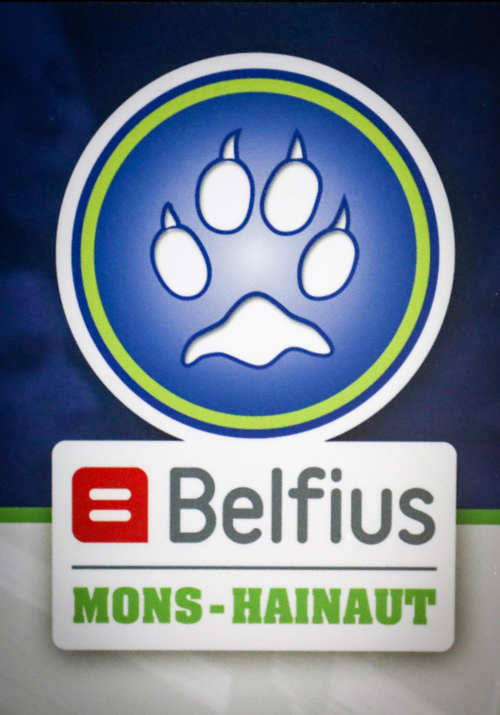 Illustration picture shows official Mons-Hainaut logo during the photoshoot of Scooore league club Mons Hainaut ahead of the 2016-2017 season, in Mons, Thursday 08 September 2016. BELGA PHOTO VIRGINIE LEFOUR