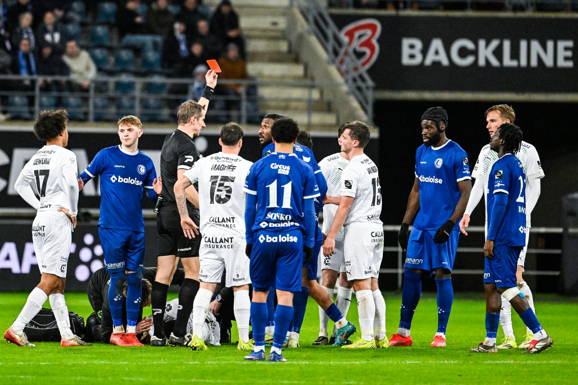 Gent's Hatim Es-Saoubi receives a red card from referee Jan Boterberg during a soccer match between KAA Gent and Cercle Brugge, Friday 20 February 2026 in Gent, on day 26 of the 2025-2026 'Jupiler Pro League' first division of the Belgian championship. BELGA PHOTO TOM GOYVAERTS