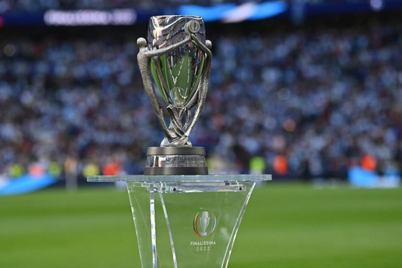 The Finalissima trophy sits pitch-side ahead of the 'Finalissima' International friendly football match between Italy and Argentina at Wembley Stadium in London on June 1, 2022. The Azzurri face the South American continental champions in the inaugural Finalissima at Wembley. Glyn KIRK / AFP