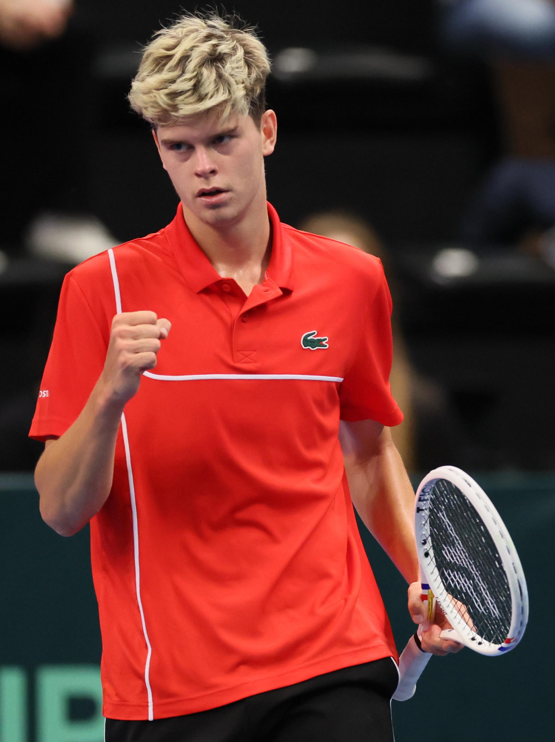 Belgian Alexander Blockx reacts during a game between Belgian Blockx and Chilean Garin, the second match in the Davis Cup qualifiers World Group tennis meeting between Belgium and Chile, Saturday 01 February 2025, in Hasselt. BELGA PHOTO BENOIT DOPPAGNE