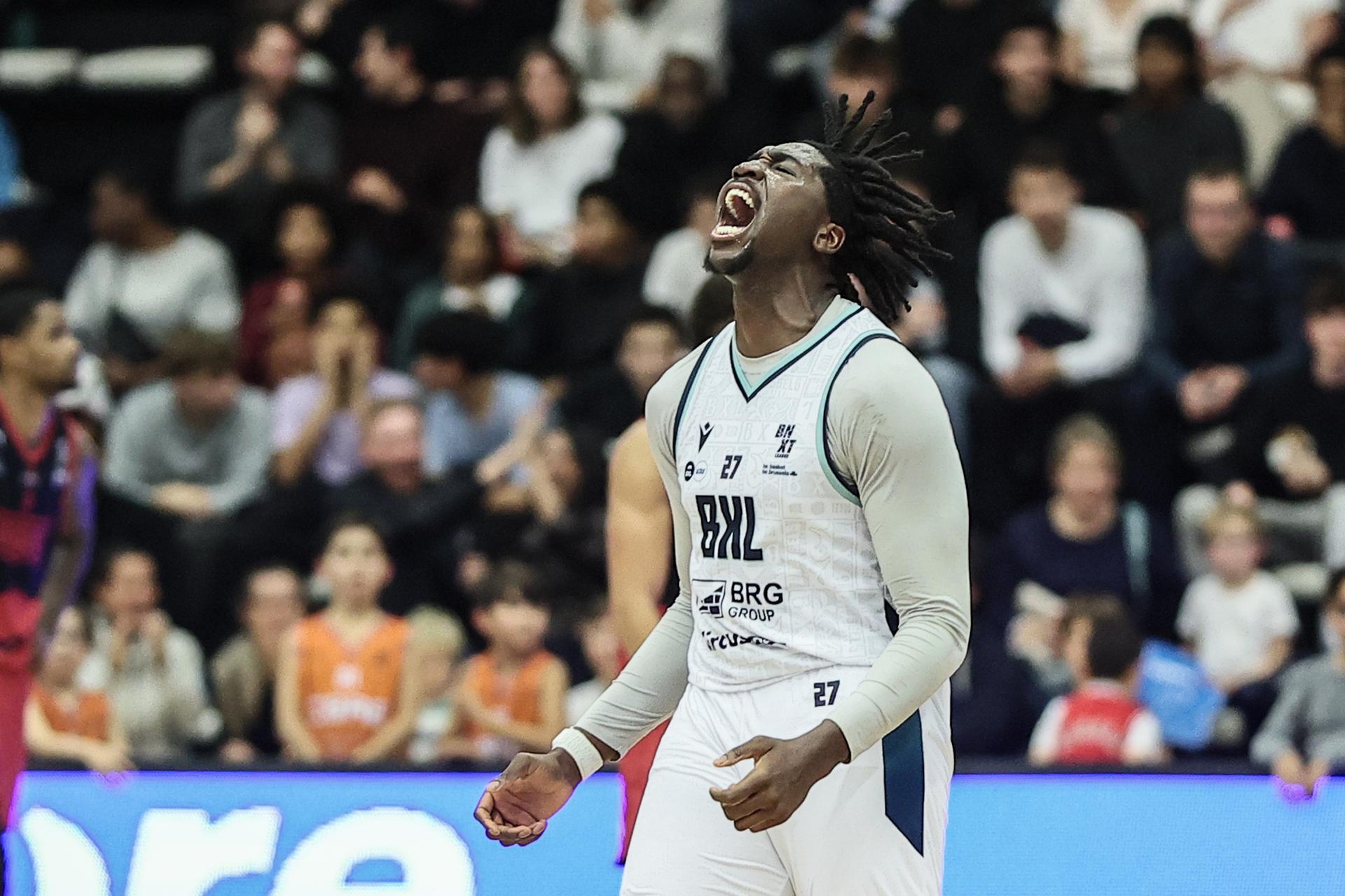 Brussels' Jared Ambrose celebrates during a basketball match between Brussels Basketball and Spirou Charleroi, Friday 14 November 2025 in Brussels, on day 8 of the 'BNXT League' Belgian/ Dutch first division basket championship. BELGA PHOTO BRUNO FAHY