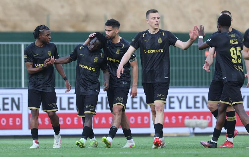 Charleroi's Parfait Guiagon celebrates after scoring during a soccer match between Royal Antwerp FC and Sporting Charleroi, Thursday 29 May 2025 in Antwerp, on the last day of the Europe' Play-offs of the 2024-2025 'Jupiler Pro League' first division of the Belgian championship. BELGA PHOTO VIRGINIE LEFOUR
