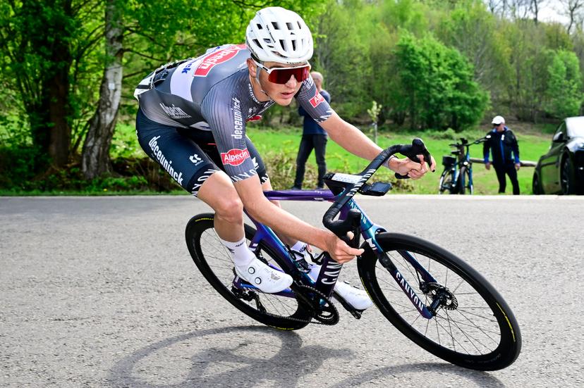 Belgian Emiel Verstrynge of Alpecin-Deceuninck pictured in action during the men elite 'Amstel Gold Race' one day cycling race, 255,9 km from Maastricht to Valkenburg, The Netherlands, Sunday 20 April 2025. BELGA PHOTO DIRK WAEM
