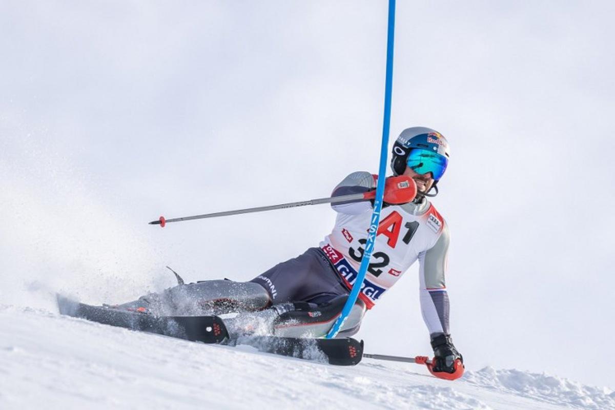 Marcel Hirscher of the Netherlands competes in the first run of the men's slalom race during the FIS Alpine Skiing World Cup in Hochgurgl, Austria on November 24, 2024.  Johann GRODER / EXPA / APA / AFP
