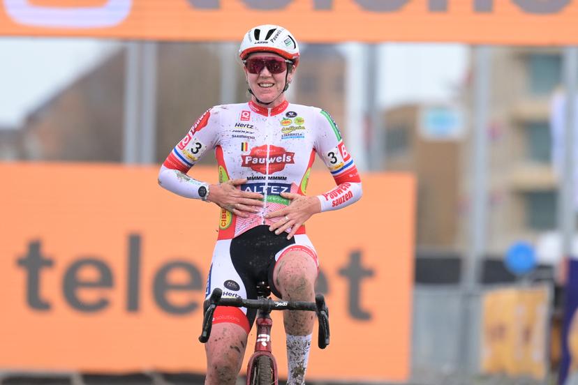 French Amandine Fouquenet celebrates as she crosses the finish line to win the women elite race of the 'Noordzeecross' cyclocross cycling event in Middelkerke, the last race of the Superprestige competition on Saturday 07 February 2026. BELGA PHOTO DAVID PINTENS