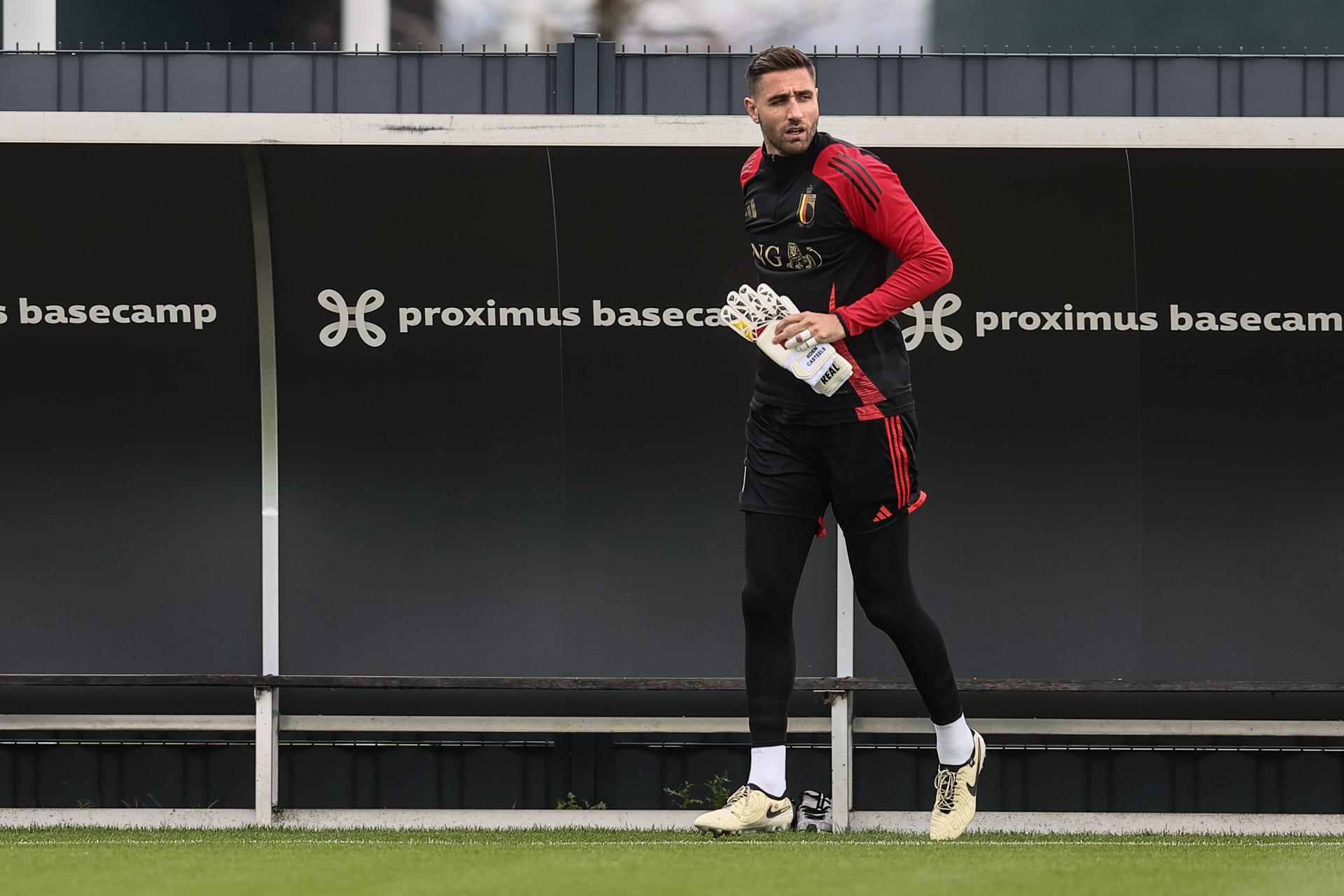Belgium's goalkeeper Koen Casteels pictured during a training session of Belgian national soccer team the Red Devils, ahead of tomorrow's game against Israel in the Nations League group phase, Saturday 16 November 2024 in Tubize. BELGA PHOTO BRUNO FAHY