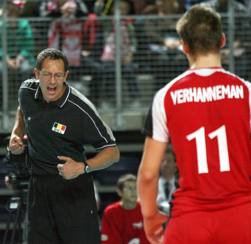 20080907 - DEURNE, BELGIUM : Belgium's head coach Claudio Gewehr in action during the volleyball European qualification game, Belgium vs Poland, Sunday 7 September 2008, in Deurne. BELGA PHOTO MARC GOYVAERTS