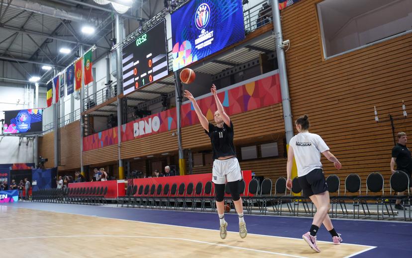 Belgium's Emma Meesseman pictured in action during a training of the Belgian national women team 'the Belgian Cats', in Brno, Czech Republlic, on Wednesday 18 June 2025, at the FIBA Women's EuroBasket 2025. BELGA PHOTO VIRGINIE LEFOUR