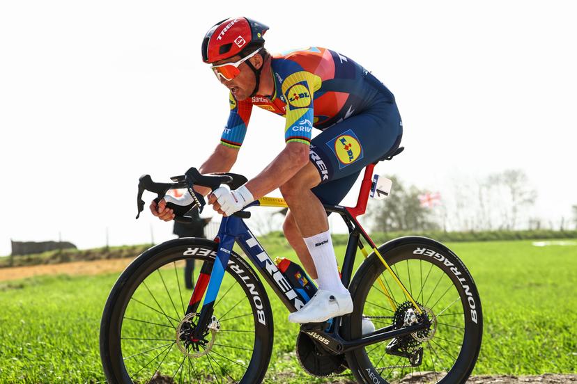 Danish Mads Pedersen of Lidl-Trek pictured in action during the men elite 'Gent-Wevelgem - In Flanders Fields' one day cycling race, 250.3 km from Ieper to Wevelgem, Sunday 30 March 2025. BELGA PHOTO DAVID PINTENS