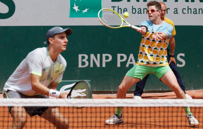 Belgian Joran Vliegen and Uruguayan Ariel Behar pictured in action during a doubles tennis match between Belgian-Uruguayan pair Vliegen - Behar and Monegasque-French pair Nys - Roger-Vasselin, in the first round of the men's doubles at the Roland Garros Grand Slam tennis tournament, Thursday 29 May 2025 in Paris, France. The 2025 edition of Roland Garros takes place from May 24th to June 8th 2025. BELGA PHOTO BENOIT DOPPAGNE