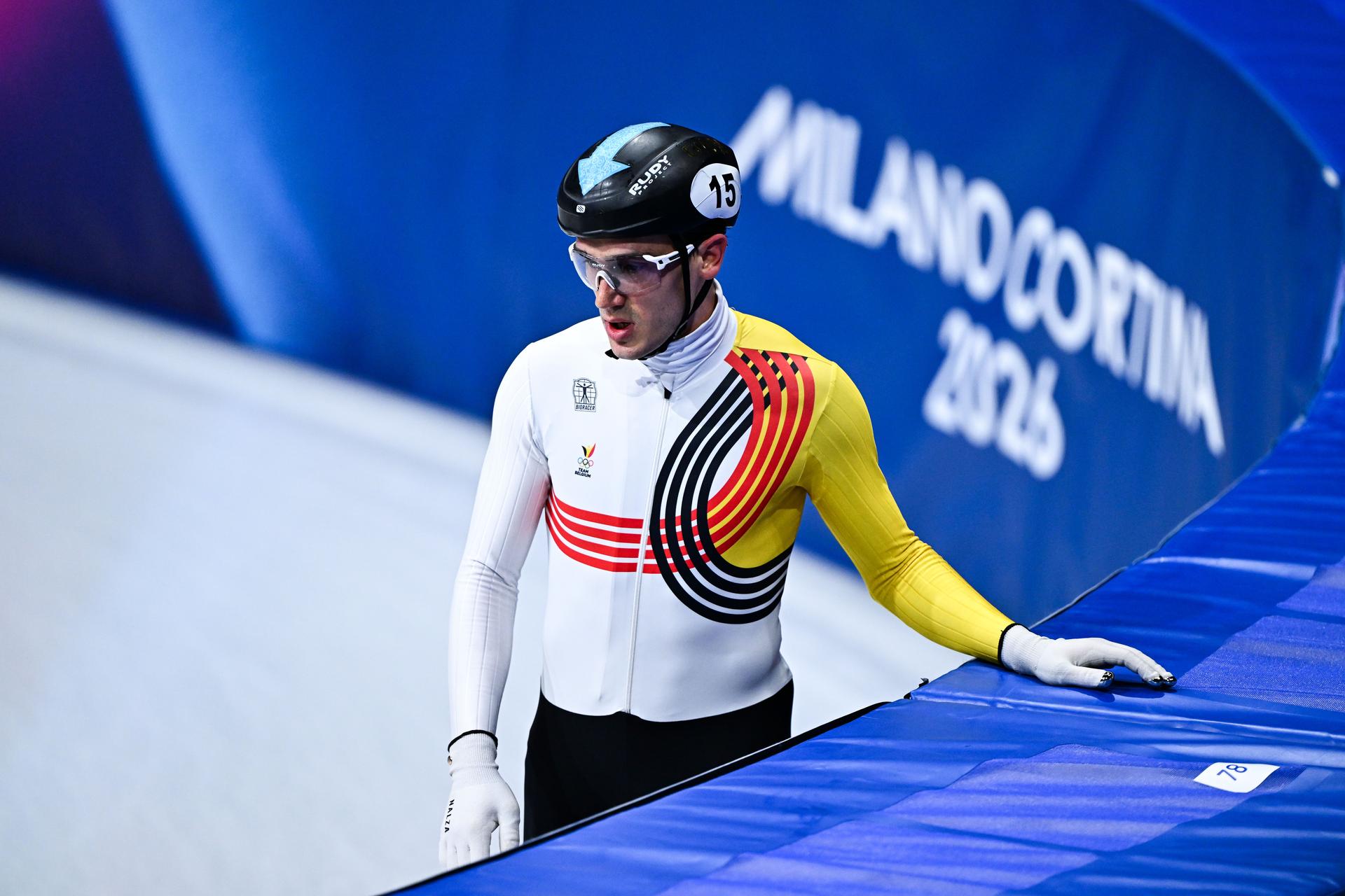 Belgian shorttrack skater Stijn Desmet pictured in action during the quarterfinals of the men's 1500m Short Track Speed Skating, at the Milano Cortina 2026 Olympic Winter Games, on Saturday 14 February 2026 in Milan, Italy. The XXV Winter Olympics take place from 6 to 22 February 2026 in Italy. BELGA PHOTO JASPER JACOBS
