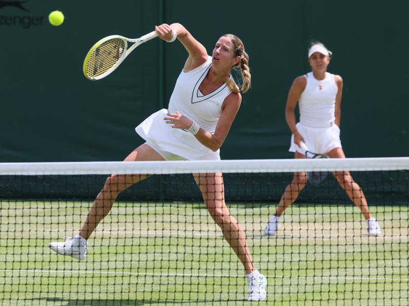 Belgian Magali Kempen pictured during a doubles tennis match between Romanian-Belgian pair Cristian-Kempen and Hungarian-Brazilian pair Babos-Stefani, in the first round of the women's doubles at the 2025 Wimbledon grand slam tournament, Thursday 03 July 2025 at the All England Tennis Club, in South-West London, Britain. BELGA PHOTO BENOIT DOPPAGNE