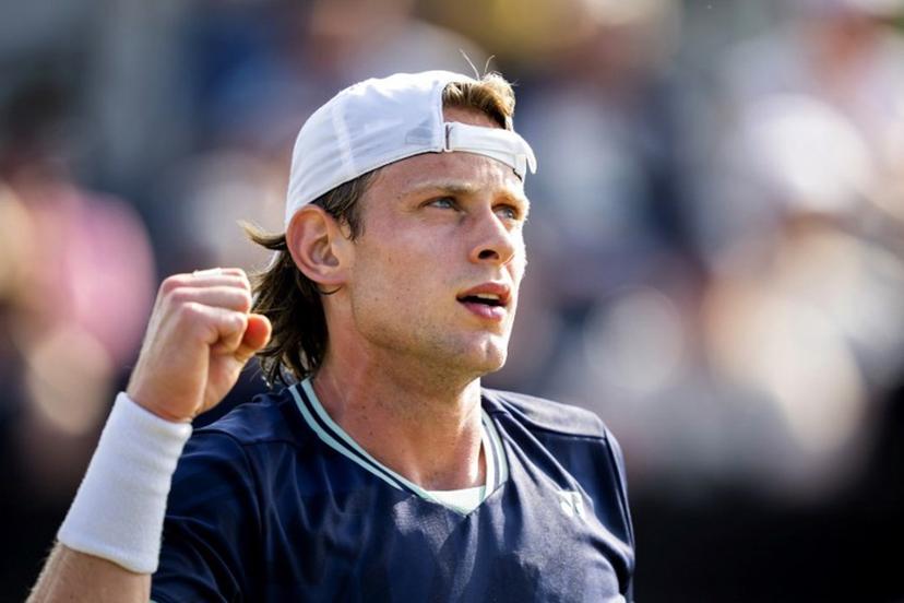 Belgium's Zizou Bergs reacts after winning a point against Estonia's Mark Lajal during their ATP Hertogenbosch open quarter final match against at the Autotron in Rosmalen, on June 13, 2025.  Sander Koning / ANP / AFP