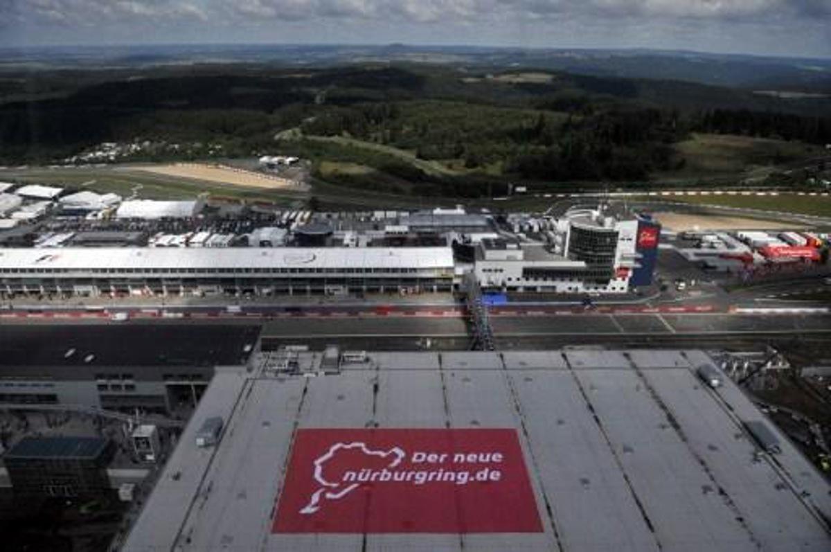 Aerial view of the new Nurburgring racetrack taken on July 9, 2009 in Nurburg, three days ahead of the German Formula One Grand Prix.        AFP PHOTO / SASCHA SCHUERMANN