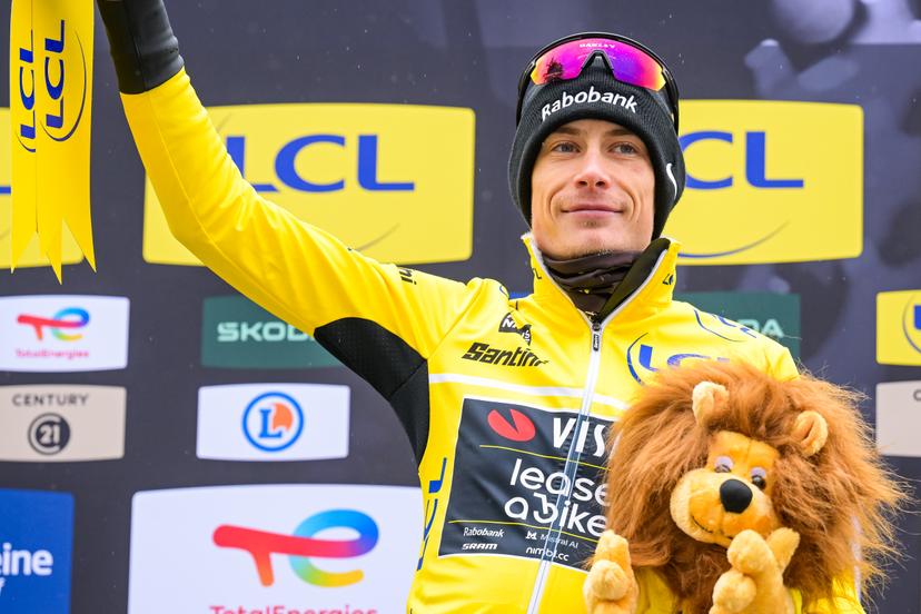 Danish Jonas Vingegaard of Team Visma-Lease a Bike celebrates in the yellow jersey of leader in the overall ranking after the seventh stage of 84th edition of the Paris-Nice cycling race, from Nice to Isola (120,4 km), on Saturday 14 March 2026. BELGA PHOTO DAVID PINTENS