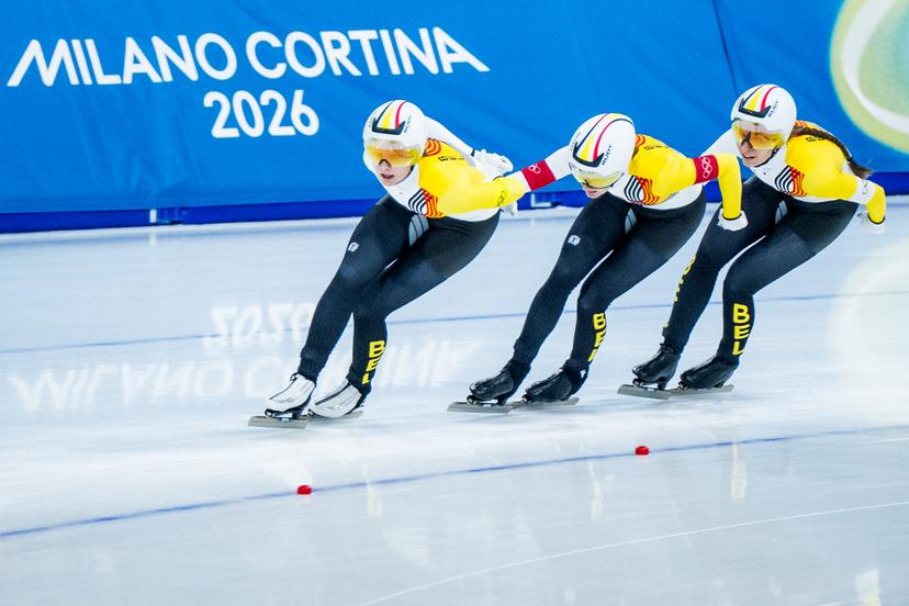 Belgian speed skater Sandrine Tas, Belgian speed skater Isabelle van Elst and Belgian speed skater Fran Vanhoutte pictured in action during the quarterfinals of the Women's Team Pursuit speed skating at the Milano Cortina 2026 Olympic Winter Games, on Saturday 14 February 2026 in Milan, Italy. The XXV Winter Olympics take place from 6 to 22 February 2026 in Italy. BELGA PHOTO JASPER JACOBS