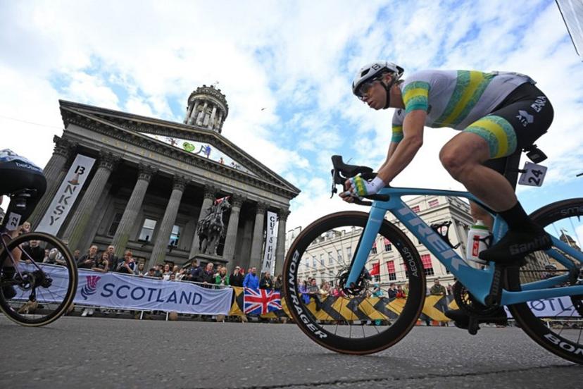 Australia's Brodie Chapman takes part in the women's Elite Road Race during the UCI Cycling World Championships in Glasgow, Scotland on August 13, 2023.  Oli SCARFF / AFP