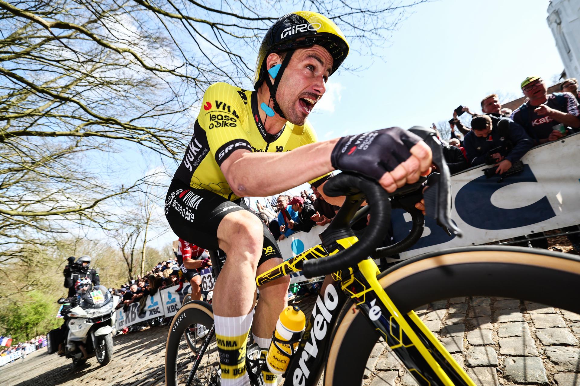 Belgian Victor Campenaerts of Team Visma-Lease a Bike pictured in action on the Kemmelberg during the men elite 'Gent-Wevelgem - In Flanders Fields' one day cycling race, 250.3 km from Ieper to Wevelgem, Sunday 30 March 2025. BELGA PHOTO DAVID PINTENS