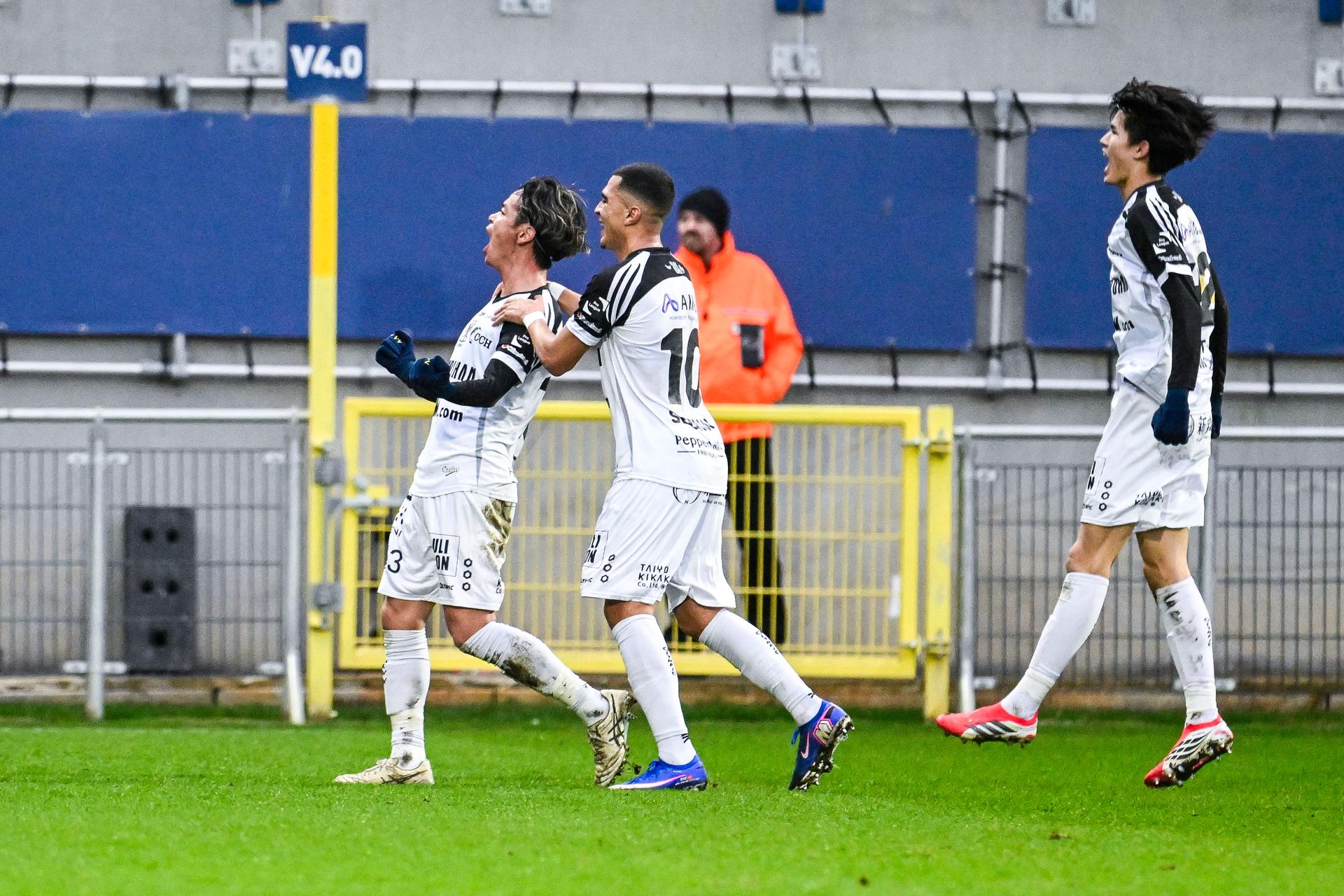 STVV's Ryotaro Ito celebrates after scoring during a soccer match between FCV Dender EH and Sint-Truidense VV, Saturday 21 February 2026 in Denderleeuw, on day 26 of the 2025-2026 'Jupiler Pro League' first division of the Belgian championship. BELGA PHOTO TOM GOYVAERTS