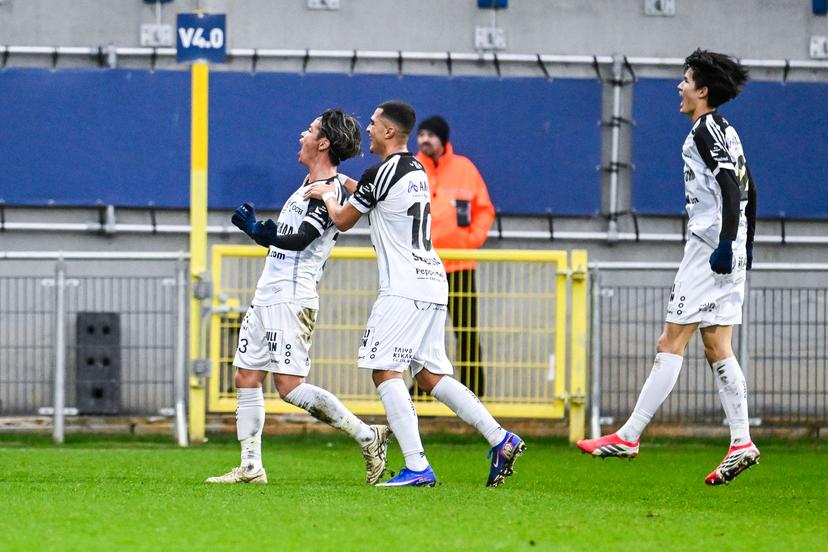 STVV's Ryotaro Ito celebrates after scoring during a soccer match between FCV Dender EH and Sint-Truidense VV, Saturday 21 February 2026 in Denderleeuw, on day 26 of the 2025-2026 'Jupiler Pro League' first division of the Belgian championship. BELGA PHOTO TOM GOYVAERTS