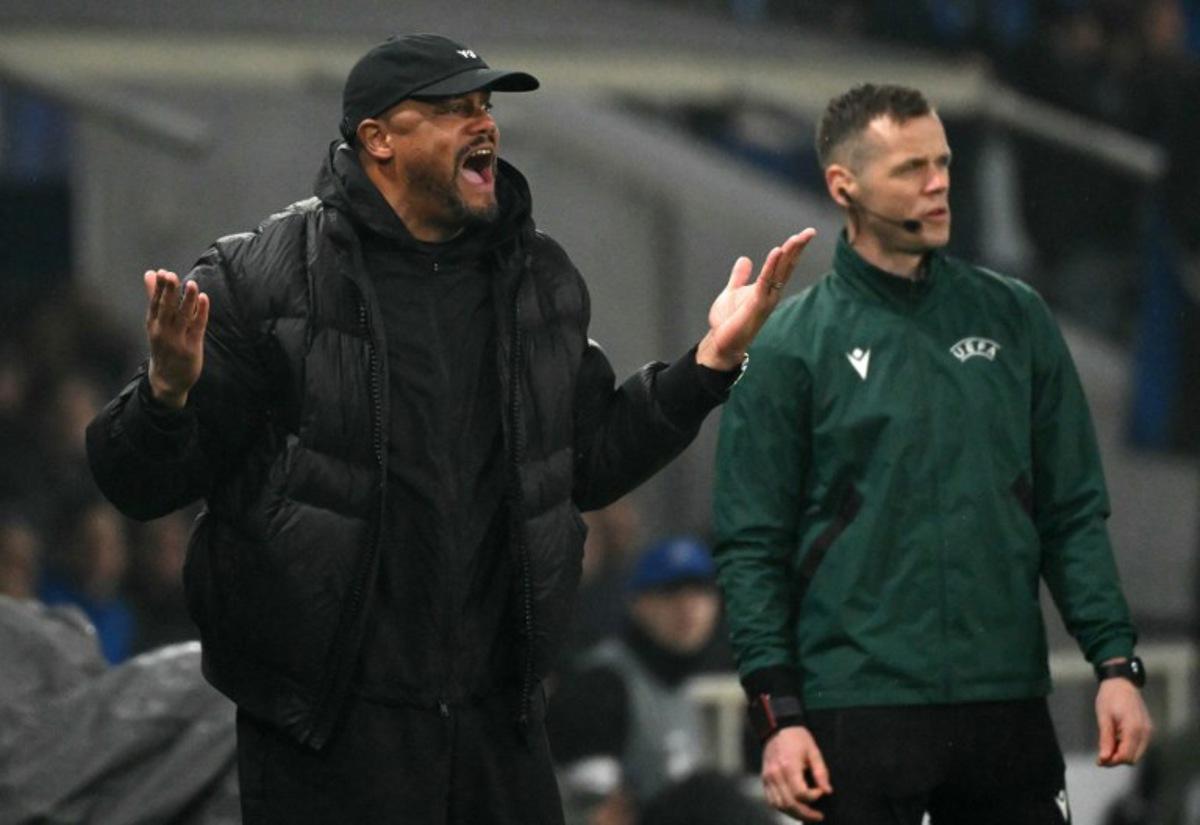 Bayern Munich's Belgian head coach Vincent Kompany reacts during the UEFA Champions League last 16, first leg football match between Atalanta and Bayern Munich at the Gewiss stadium in Bergamo, on March 10, 2026.   Alberto PIZZOLI / AFP