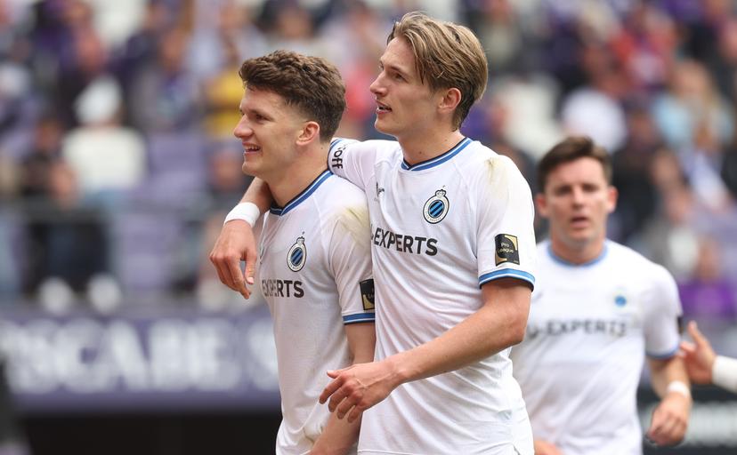 Club's Christos Tzolis and Club's Romeo Vermant celebrate after scoring during a soccer match between RSC Anderlecht and Club Brugge, Sunday 18 May 2025 in Brussels, on day 9 (out of 10) of the Champions' Play-offs of the 2024-2025 'Jupiler Pro League' first division of the Belgian championship. BELGA PHOTO VIRGINIE LEFOUR
