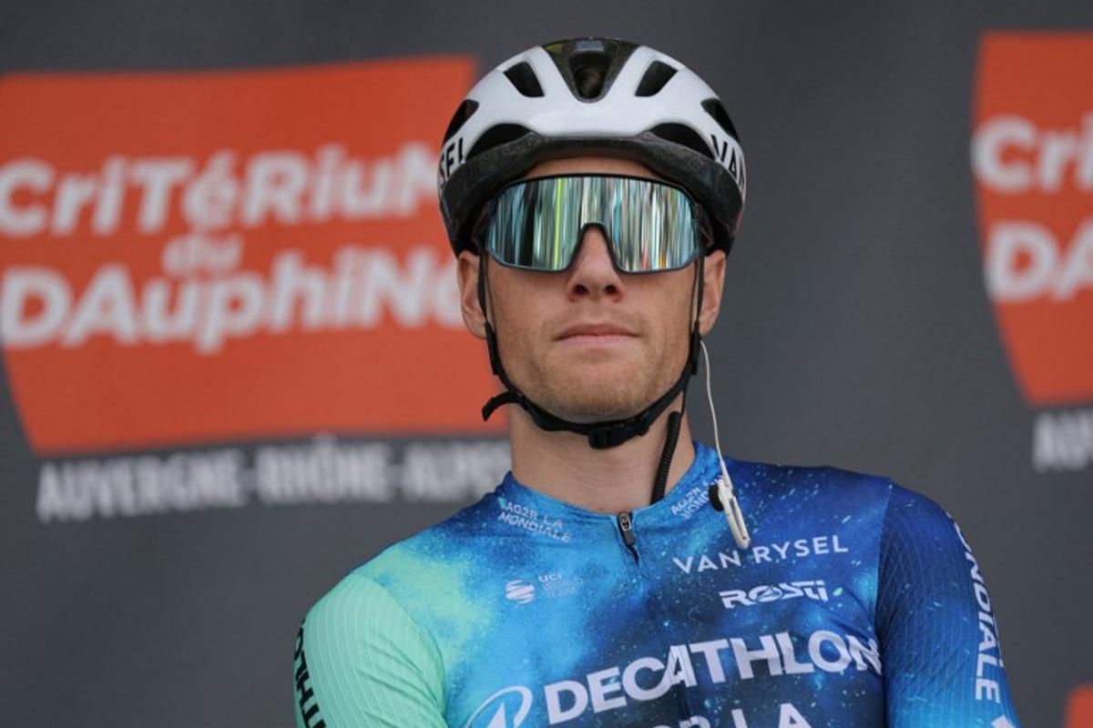 Team AG2R's Irish rider Sam Bennett is presented on stage before starting the third stage of the 76th edition of the Criterium du Dauphine cycling race, 181,7km between Celles-sur-Durolle and Les Estables, central France, on June 4, 2024.  Thomas SAMSON / AFP