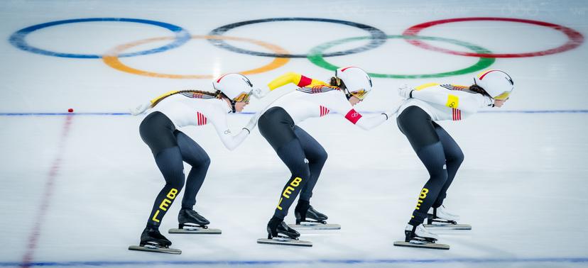 Belgian speed skater Sandrine Tas, Belgian speed skater Isabelle van Elst and Belgian speed skater Fran Vanhoutte pictured in action during the quarterfinals of the Women's Team Pursuit speed skating at the Milano Cortina 2026 Olympic Winter Games, on Saturday 14 February 2026 in Milan, Italy. The XXV Winter Olympics take place from 6 to 22 February 2026 in Italy. BELGA PHOTO JASPER JACOBS