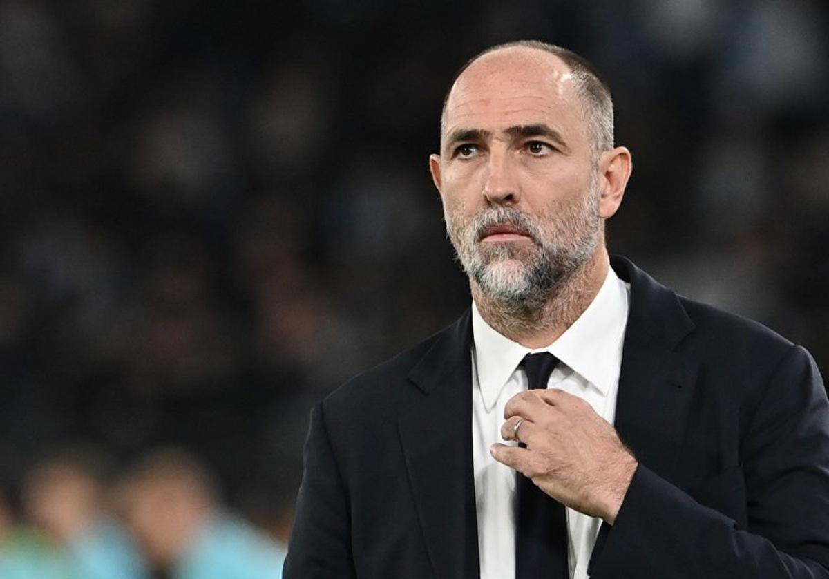 Juventus' Croatian head coach Igor Tudor looks on ahead of the the Italian Serie A football match between Lazio and Juventus at Olympic stadium in Rome on October 26, 2025.  Isabella BONOTTO / AFP