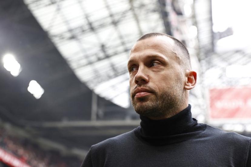 Ajax' Dutch head coach John Heitinga looks on during the Dutch Eredivisie premier league match between Ajax Amsterdam and Feyenoord at the Johan Cruijff ArenA in Amsterdam on March 19, 2023.  MAURICE VAN STEEN / ANP / AFP
