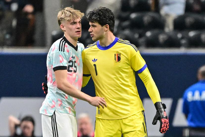 Belgium's Nathan De Cat and Belgium's goalkeeper Senne Lammens pictured after a friendly soccer game between the United States national team and Belgian national soccer team Red Devils in Atlanta, on Saturday 28 March 2026, in preparation for the 2026 World Cup. BELGA PHOTO DIRK WAEM